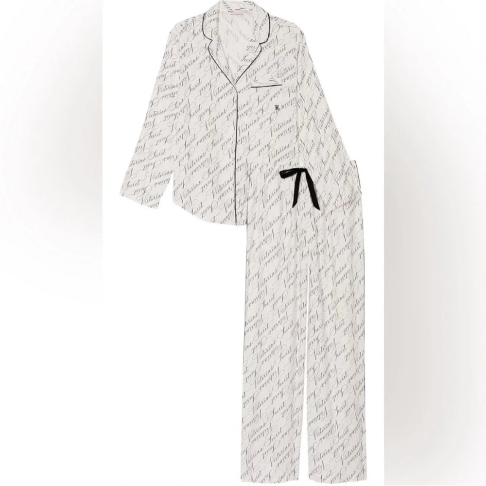 SOLD - Victoria Secret Flannel Long PJ Set Size S Short NEW - Picture 2 of 5